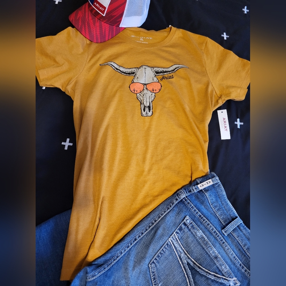 Ariat Graphic Tee